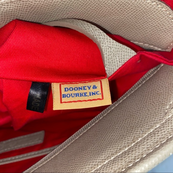 Dooney and Bourke logo lock tote handbag - Picture 7 of 13